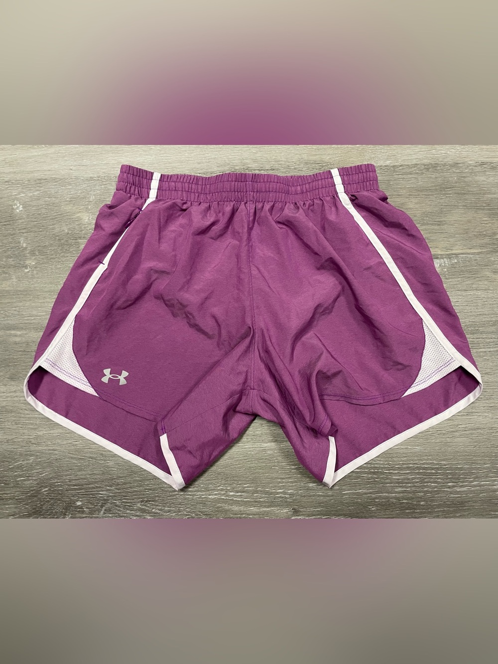 Under Armour Women’s Size Small Purple Athletic Running Shorts Loose Fit